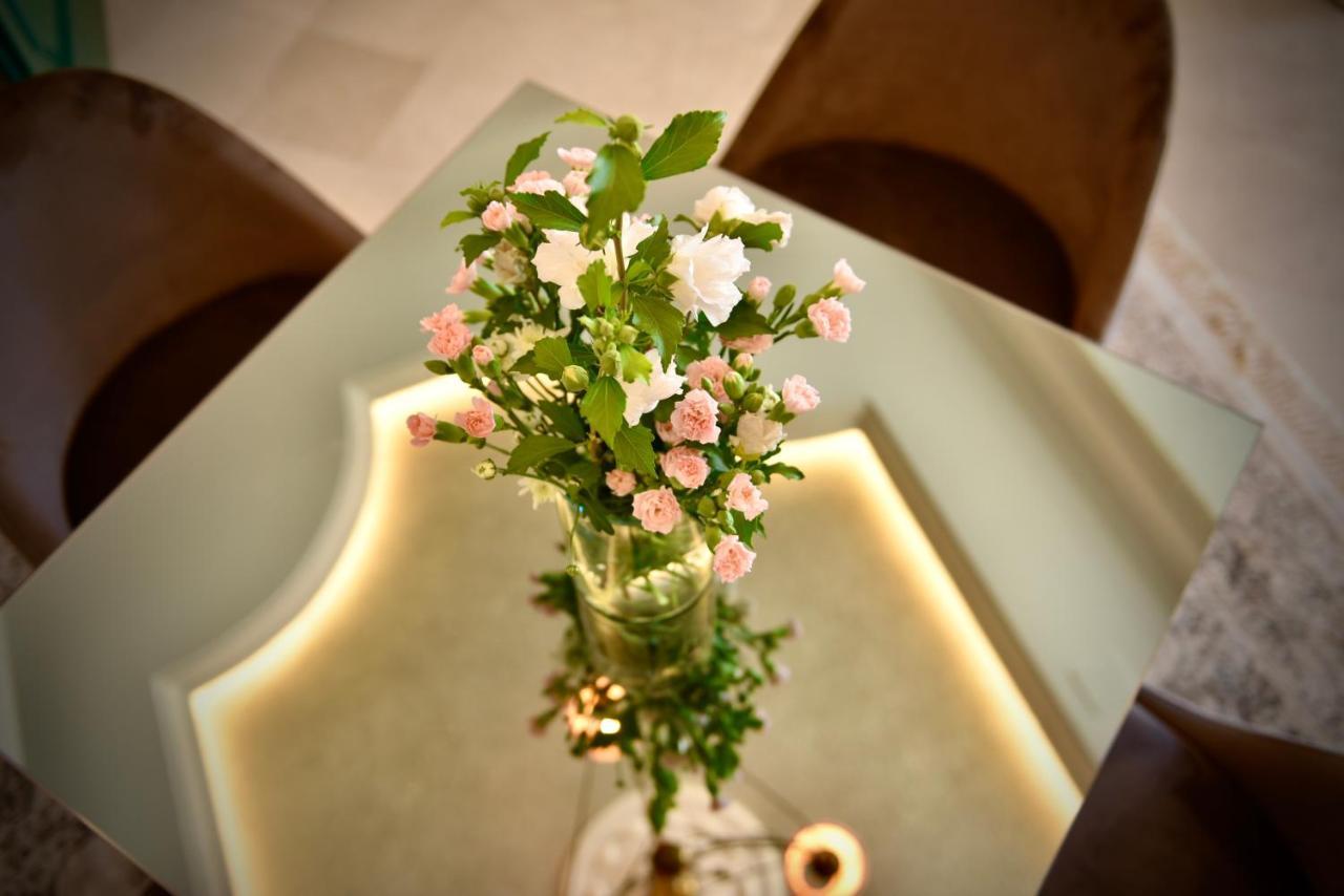 Villa Giardino Heritage Boutique Hotel Bol Exterior photo
